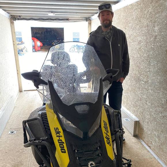 Meet your Posher, Jonathan - Picture 1 of 1